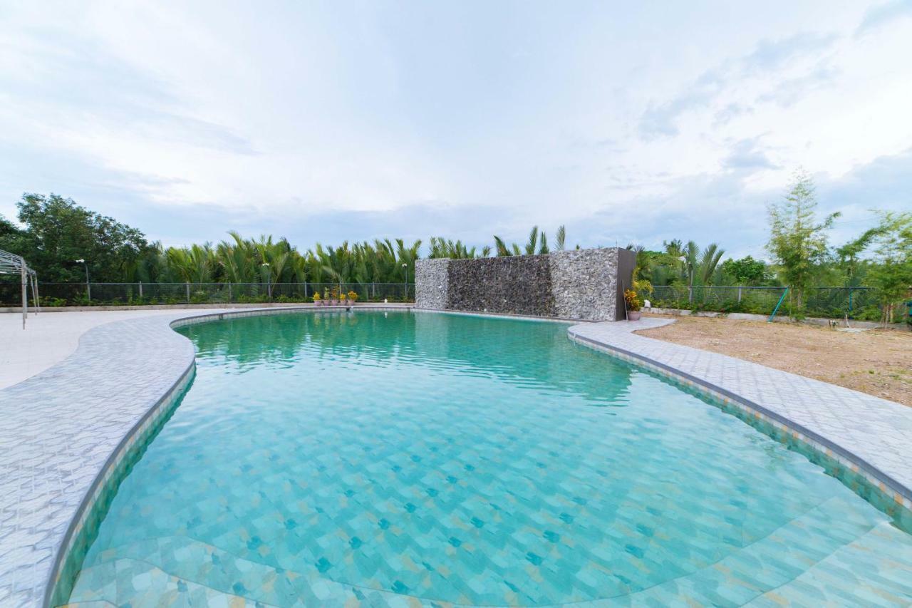 Reddoorz Premium Near Health Centrum Banica Roxas City Exterior photo