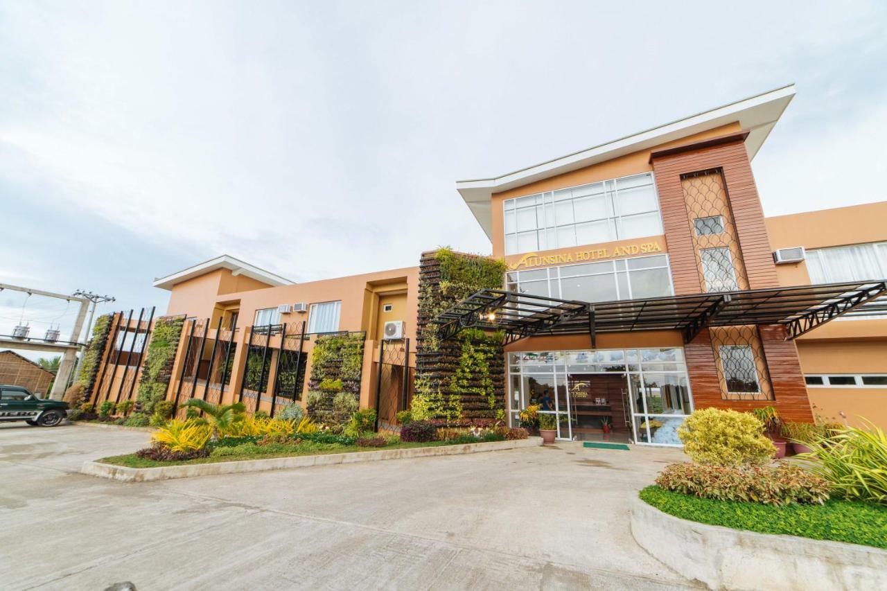 Reddoorz Premium Near Health Centrum Banica Roxas City Exterior photo