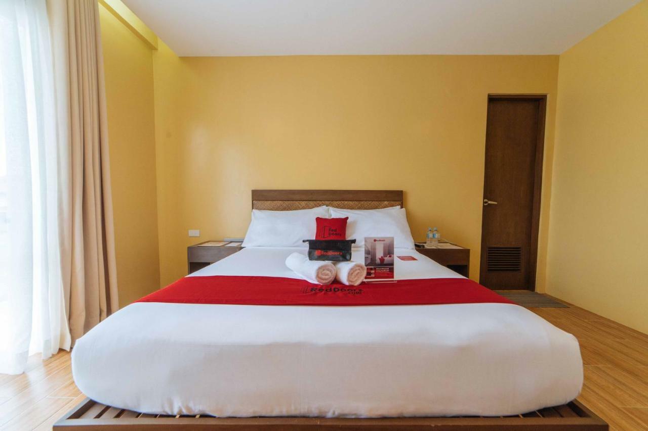 Reddoorz Premium Near Health Centrum Banica Roxas City Exterior photo