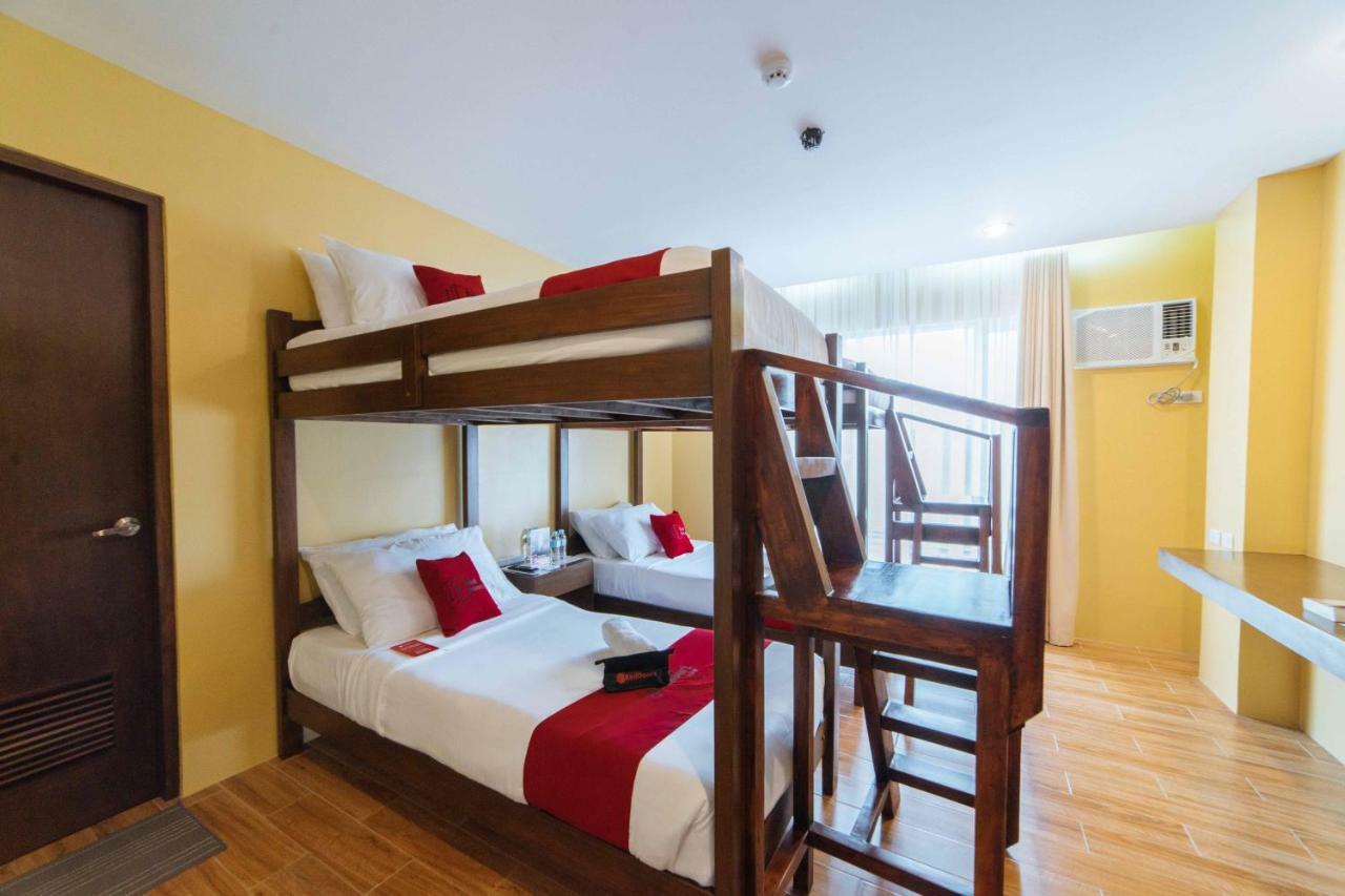 Reddoorz Premium Near Health Centrum Banica Roxas City Exterior photo