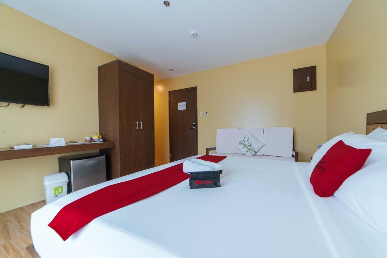 Reddoorz Premium Near Health Centrum Banica Roxas City Exterior photo