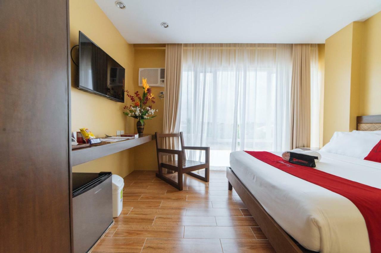 Reddoorz Premium Near Health Centrum Banica Roxas City Exterior photo