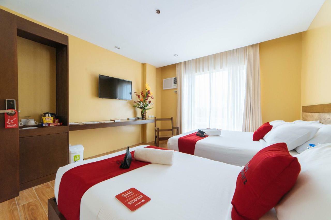 Reddoorz Premium Near Health Centrum Banica Roxas City Exterior photo