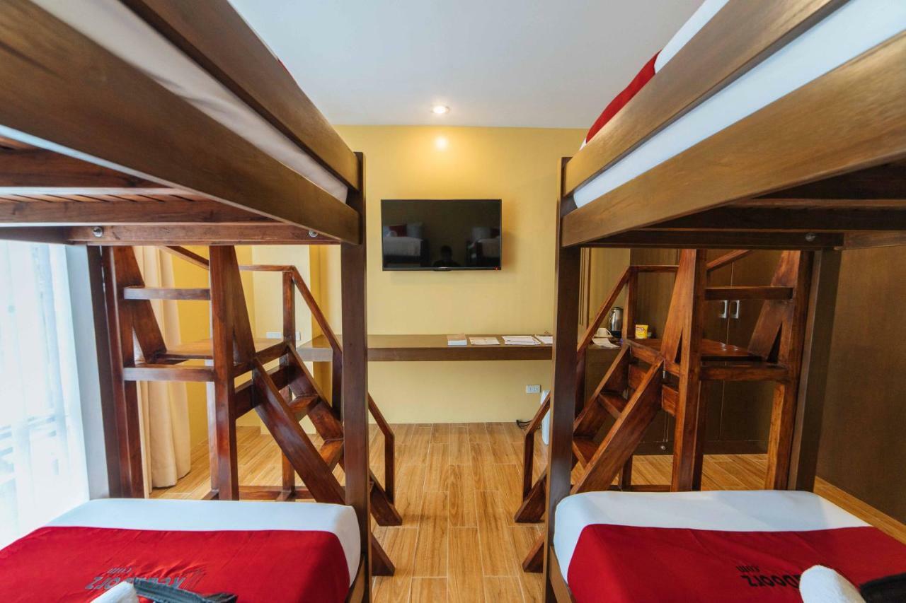 Reddoorz Premium Near Health Centrum Banica Roxas City Exterior photo