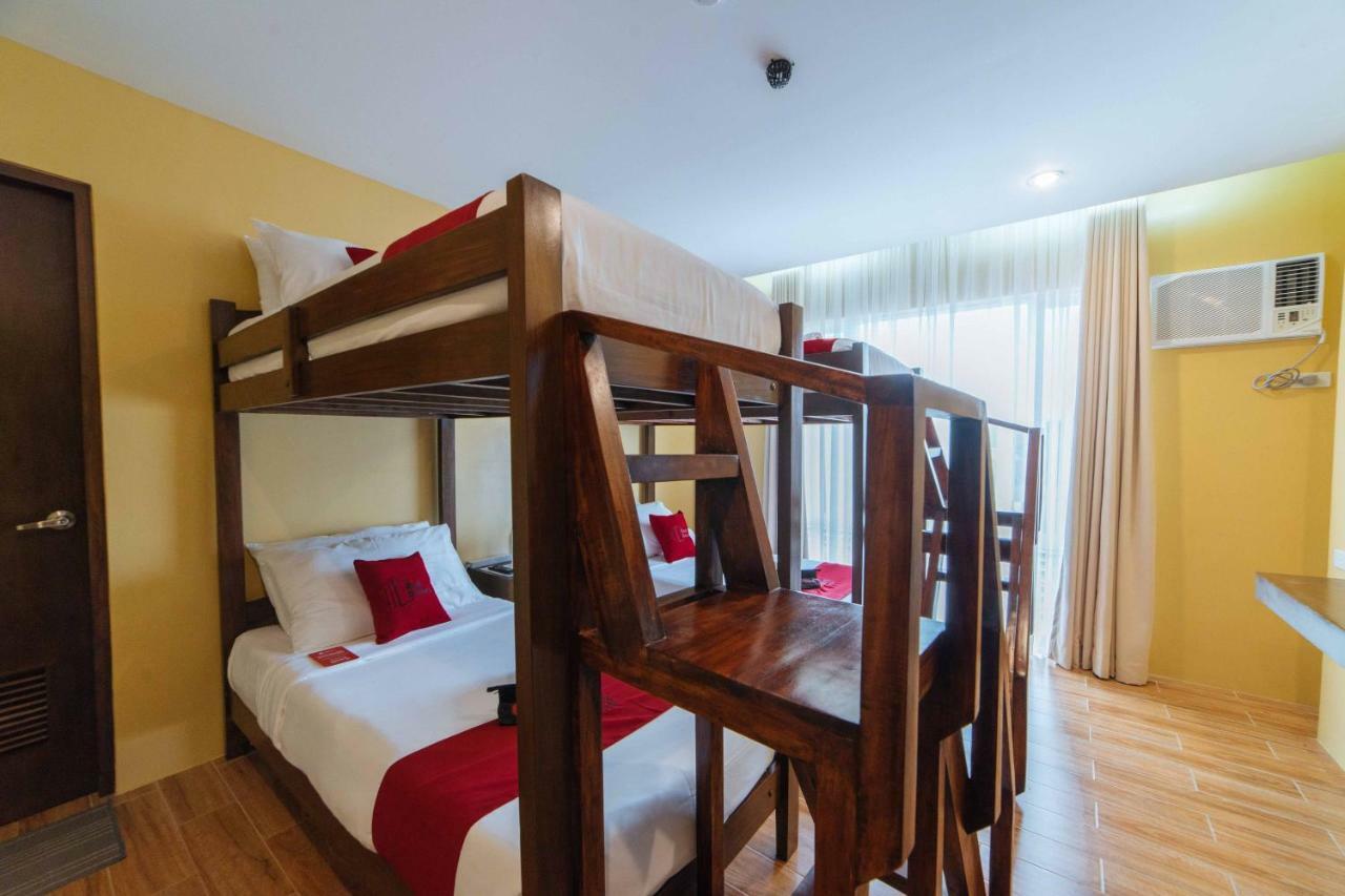 Reddoorz Premium Near Health Centrum Banica Roxas City Exterior photo